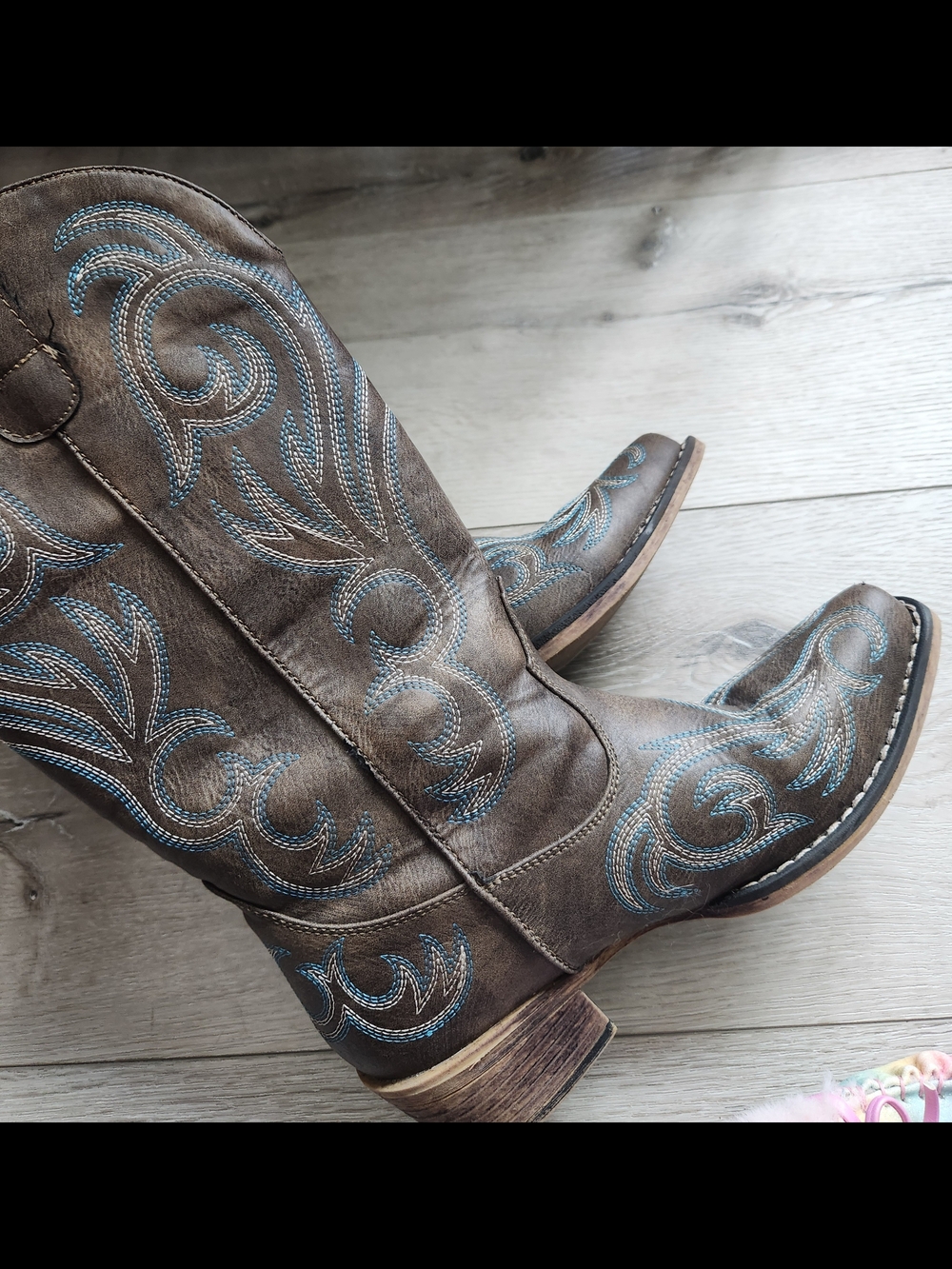 Roper Tan Suede Western Boot Interior with Gold Label